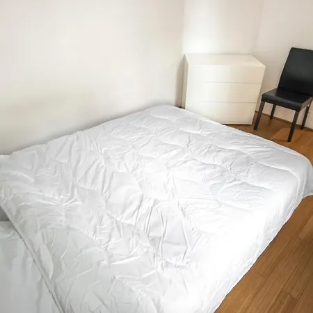 Apartment Superb Near Porte Italy