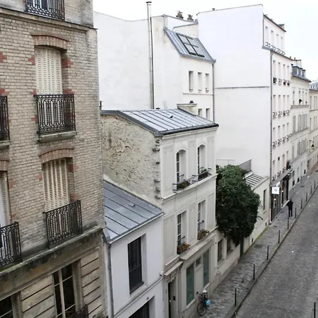 Superb Near Porte Italy * Paris