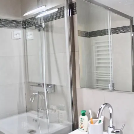 Apartment Superb Near Porte Italy *